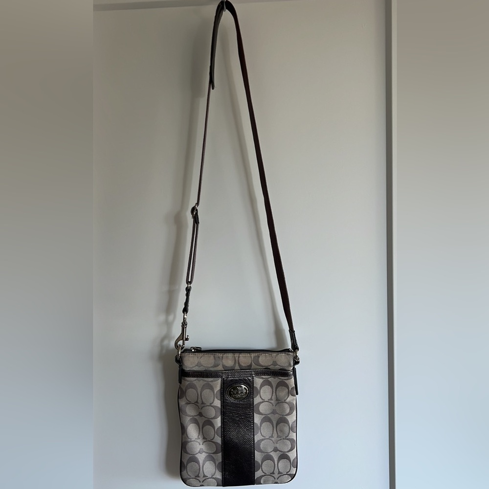 Vintage coach cross body bag